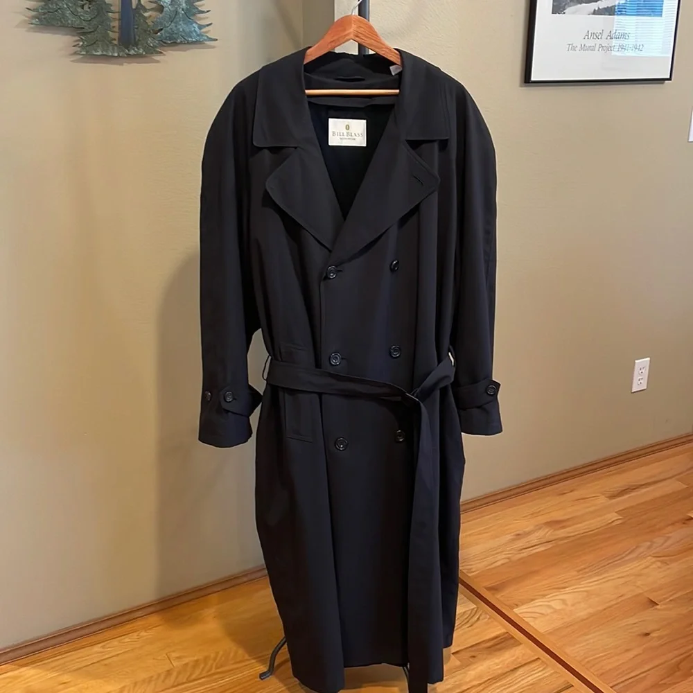 Bill Blass Men’s Black Double-Breasted Trench Coat